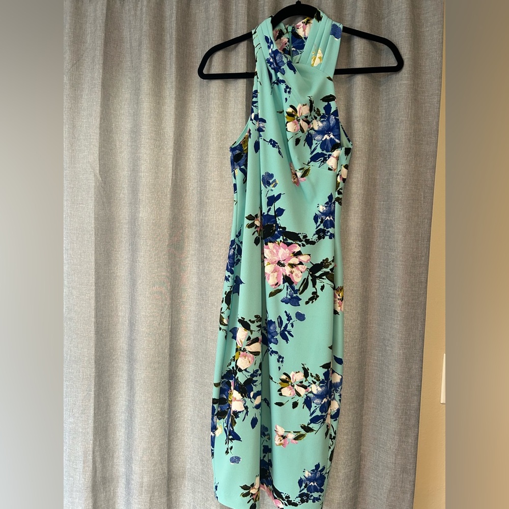 Flowery dress sleeveless